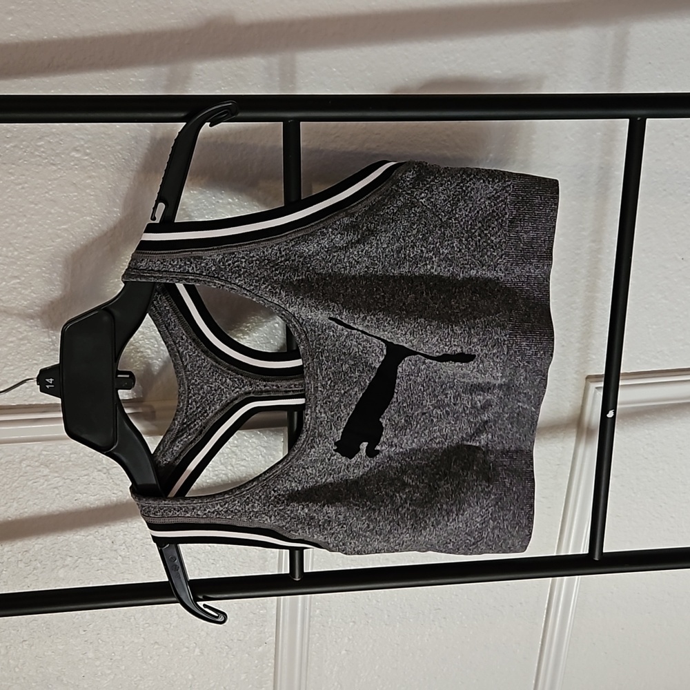 Puma sport's BRA size extra large